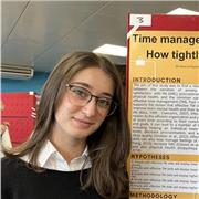 Insegnate bilingue di inglese disponibile per ripetizioni online per tutti i livelli ed età